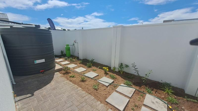 2 Bedroom Property for Sale in Stilbaai Wes Western Cape